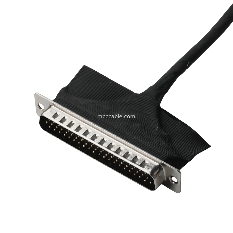 LVDSケーブルアセンブリ D-SUB 男性からモレックス 51021-0400および20453-240T-01ワイヤ接続器 OEM/ODM