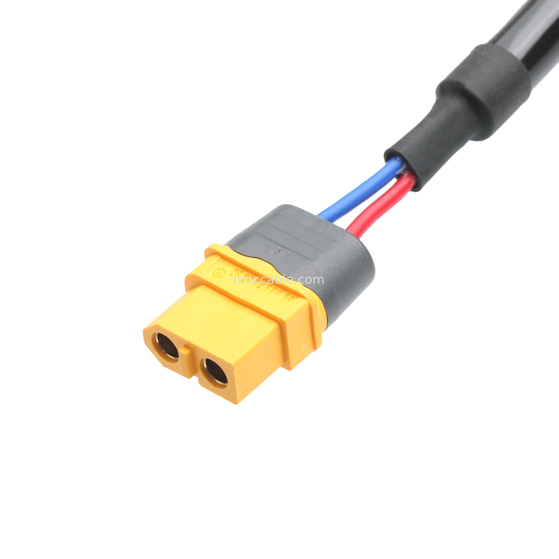 4コア電源ケーブル組 2ピン接続器 600V 125°C 熱縮管