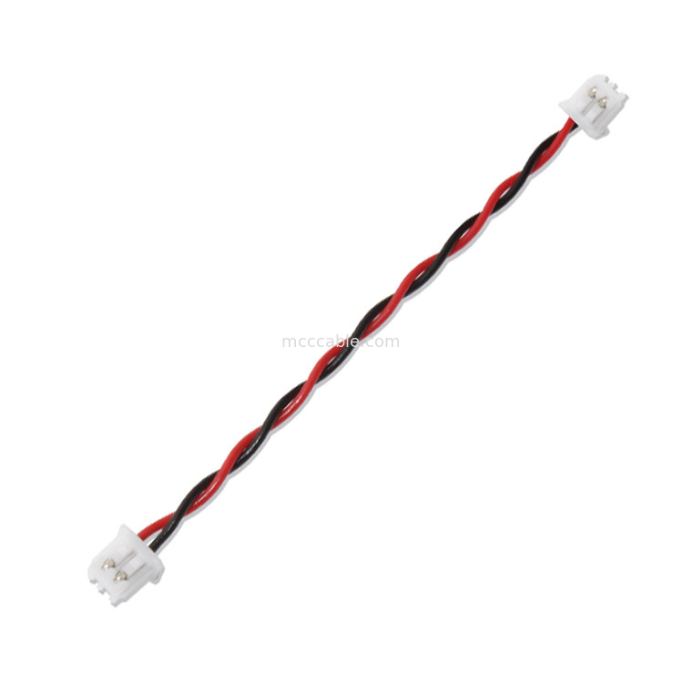 JSTワイヤー馬具XHP-2のコネクター ケーブル22AWG UL1007黒く赤い2Pはケーブルをつけた