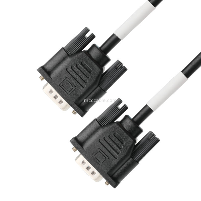 D-SUB-9PIN 男性 SOLDER TYPE 白いゴムコア ニッケル付外殻とD-SUB-9Pin 女性コネクタ OEM/ODM