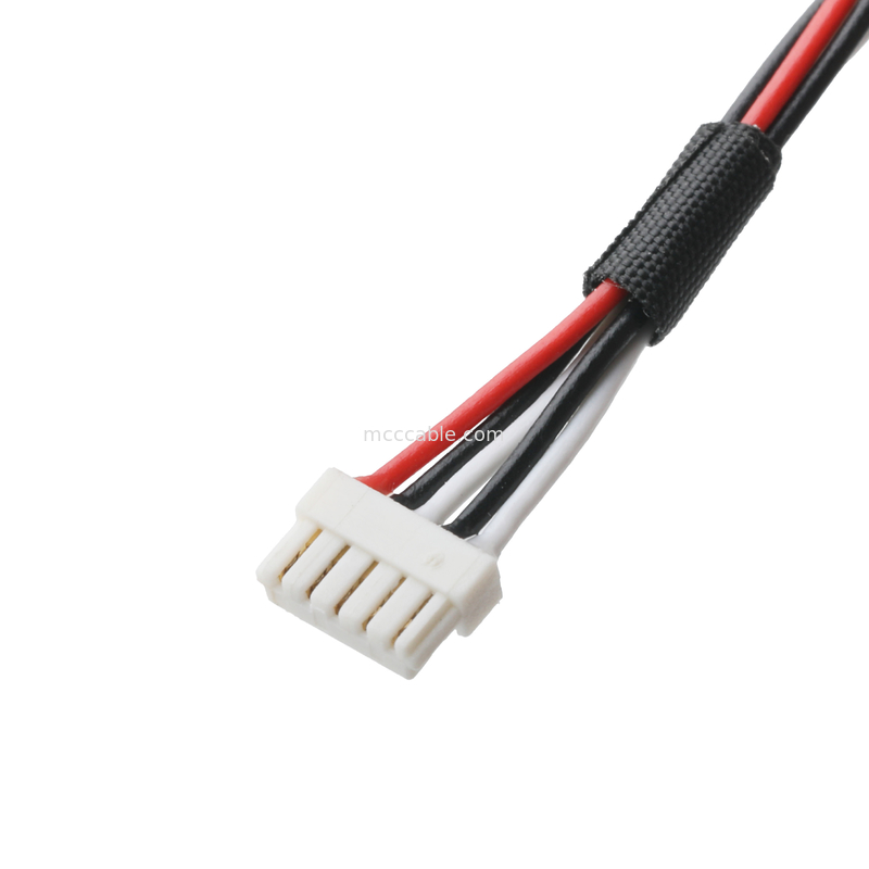 電線接続器 YT0802-05H 5P から YT0802-03H と YT0802-02H 自動車用ワイヤリングハーネスのためのカスタマイズされたケーブル