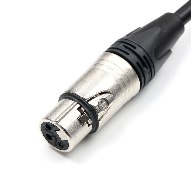XLR3ピン女性からモレックス51163-0300ケーブル組成 ニュートリックNC3FXX 20AWGUL2464